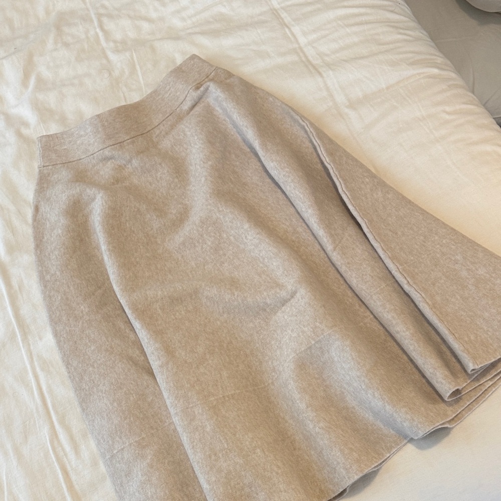 Elie Tahari Light Beige A-Line Skirt